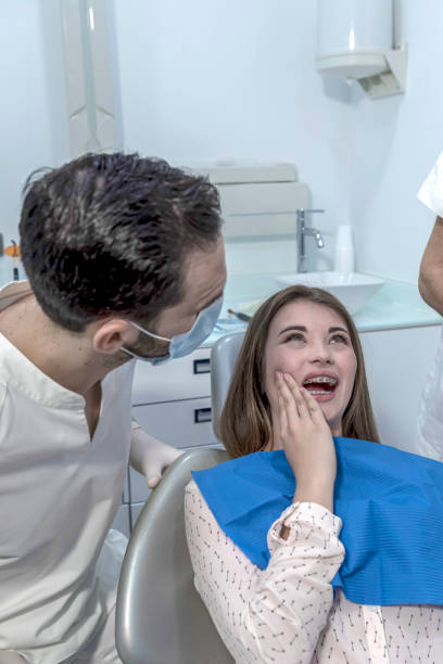 Best Dentist for Tooth Abscess  in Cumberland, MD